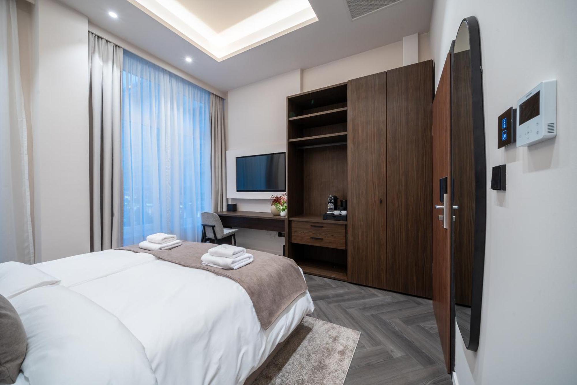Damas Suites บูดาเปสต์ ภายนอก รูปภาพ